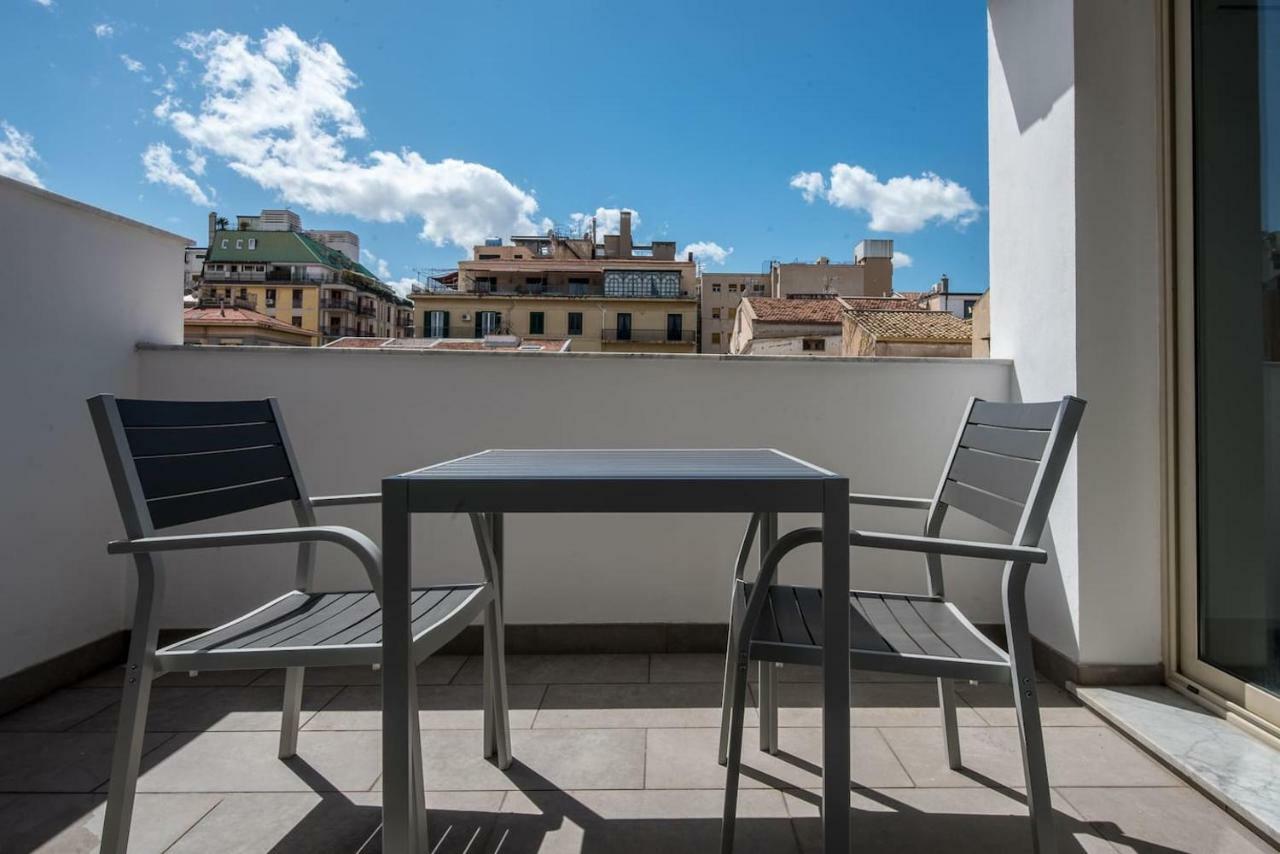 The Gray Super Attico Apartment Palermo Bagian luar foto